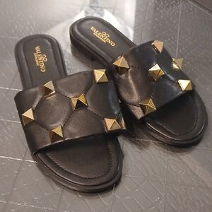 Valentino Garavani Roman Stud Black Flat Slide Sandals